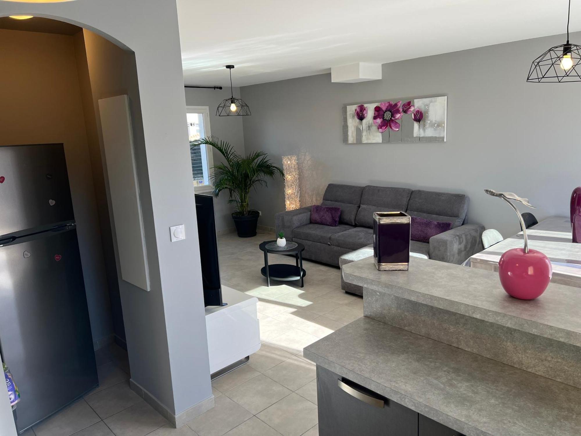 Holiday home En Provence 2 T3 Jardin Clos Et Greoux-les-Bains